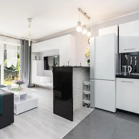 Apartament Konduktorska Z Parkingiem I Ogrodkiem - W Spokojnej Dzielnicy By Noclegi Renters Breslau Exterior foto