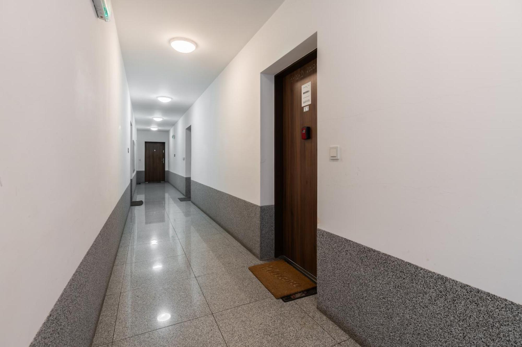 Konduktorska Z Parkingiem I Ogrodkiem - W Spokojnej Dzielnicy By Renters Apartment Breslau